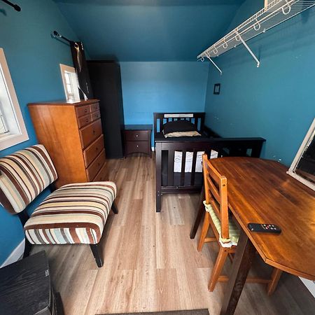 Ranny'S Private Rooms YYC Exterior foto